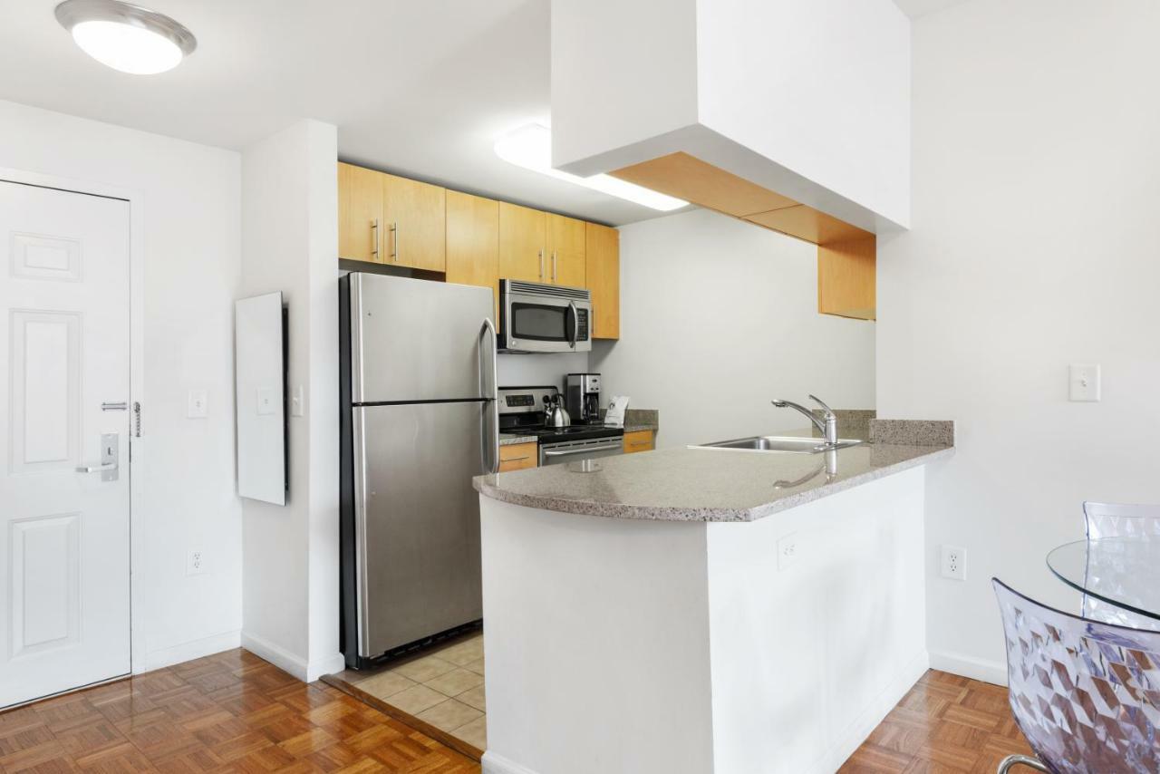 Furnished Quarters At Grove Pointe Daire Jersey City Dış mekan fotoğraf
